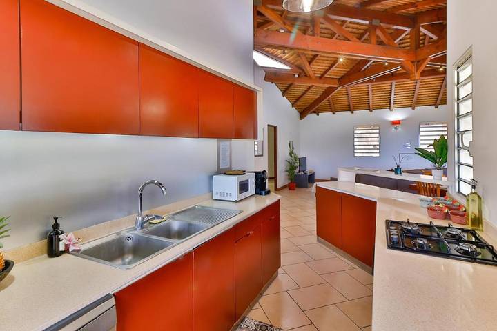 Maison de vacances pour 7 personnes, avec piscine ainsi que terrasse et vue, animaux acceptés dans Polynésie française - 4