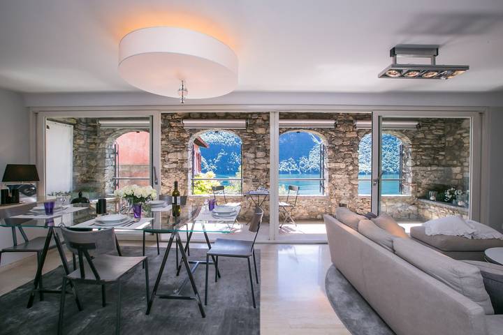 Ferienwohnung für 4 Personen, mit Terrasse und Seeblick in Lugano