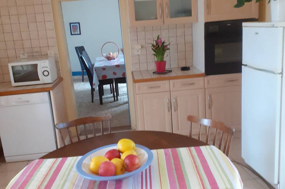 Les Sapins (6 pers.)charm, authenticity. in Thenon, Périgord Noir