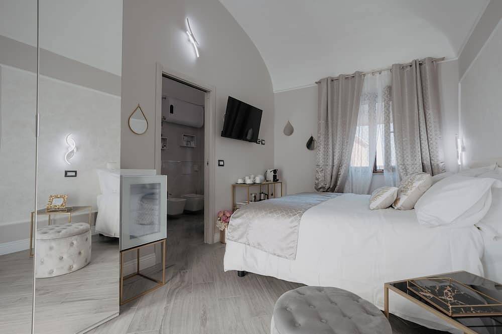 Comfort and style in commercial area in Vercelli, Vercelli Provinsen