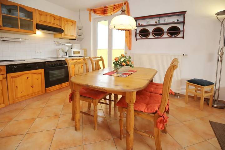 Ferienwohnung für 4 Personen, mit Balkon in Redewisch - 2