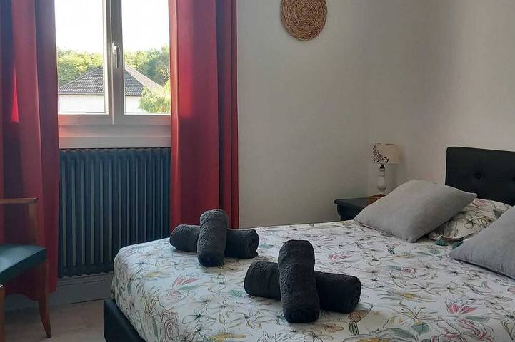 Location de vacances pour 4 personnes, avec jardin dans Bigny Vallenay - 3