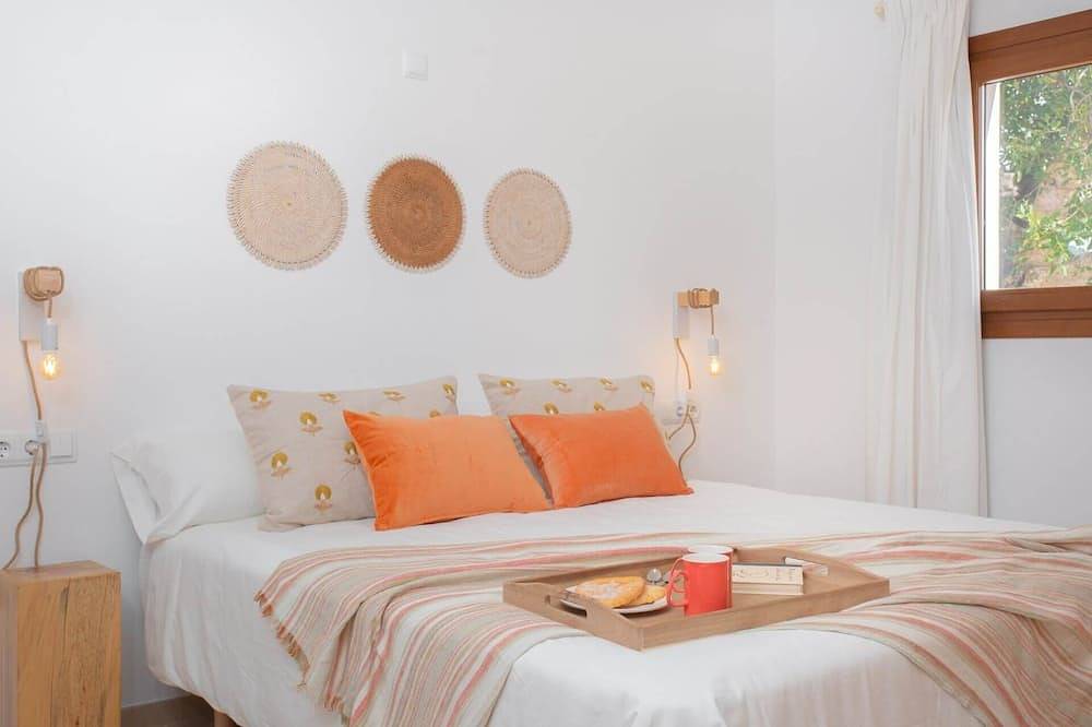Villa Sa Planeta - Drei Schlafzimmer Villa, Schläft 6 in Cala Jondal, Sant Josep de sa Talaia