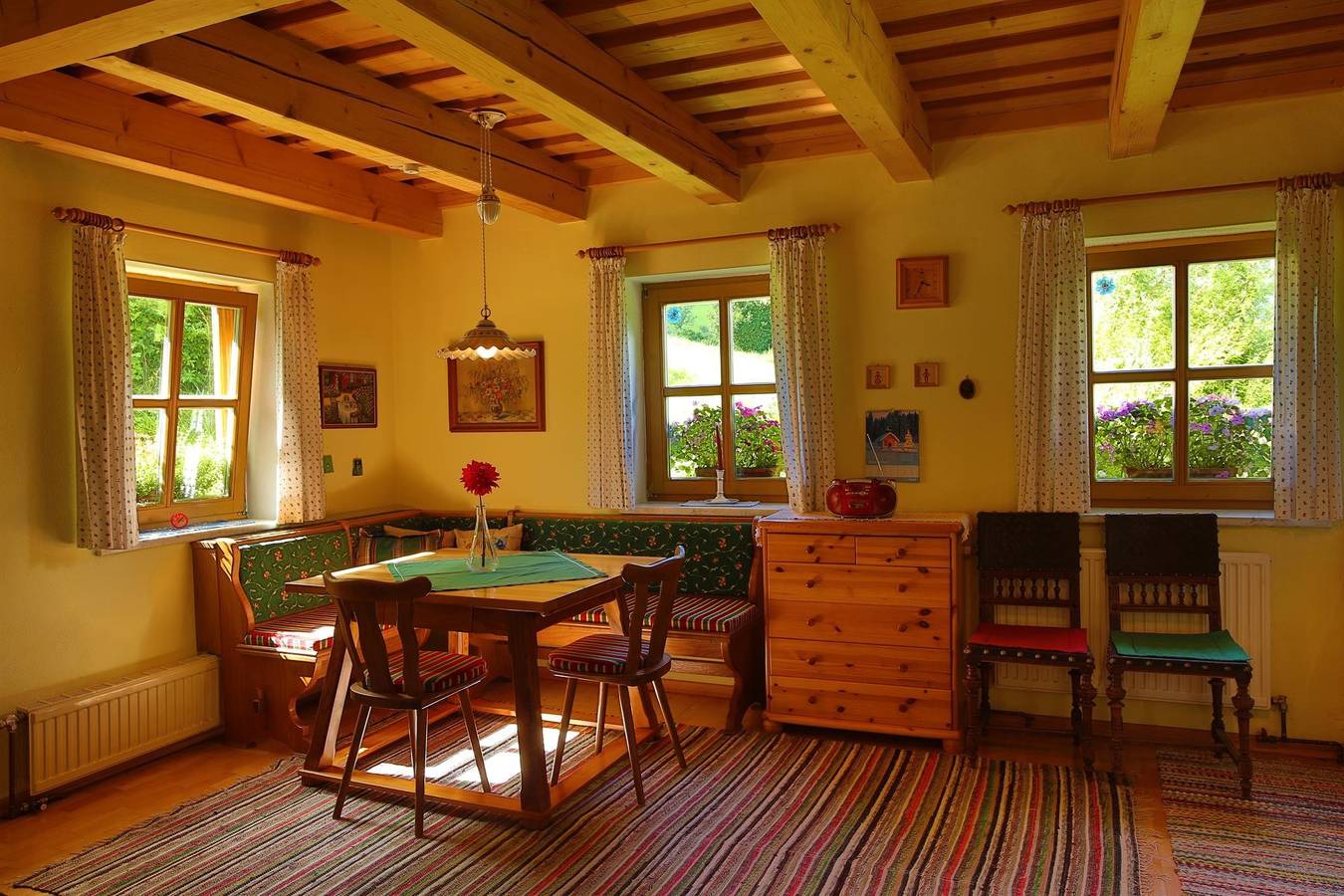 Zimmer für 5 Personen mit Ausblick in Roßleithen, Totes Gebirge