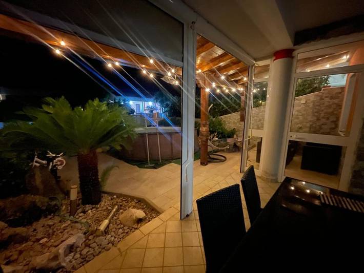Location de vacances pour 4 personnes, avec Terrasse et Jardin ainsi que Piscine et Vue à Brindisi - 3