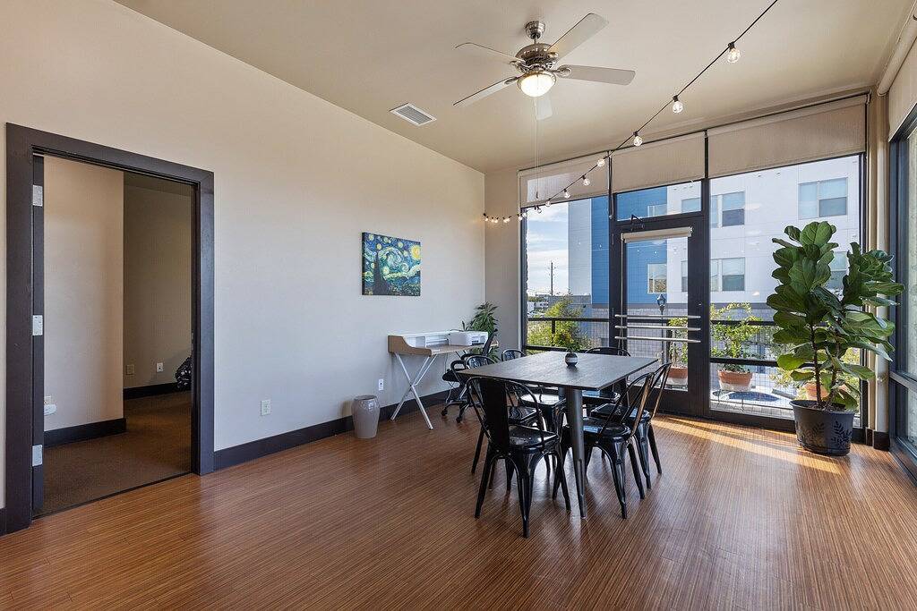 Ganze Wohnung, Ft Worth Southside Loft 201- Walk to Magnolia Ave! in Fort Worth, Tarrant County