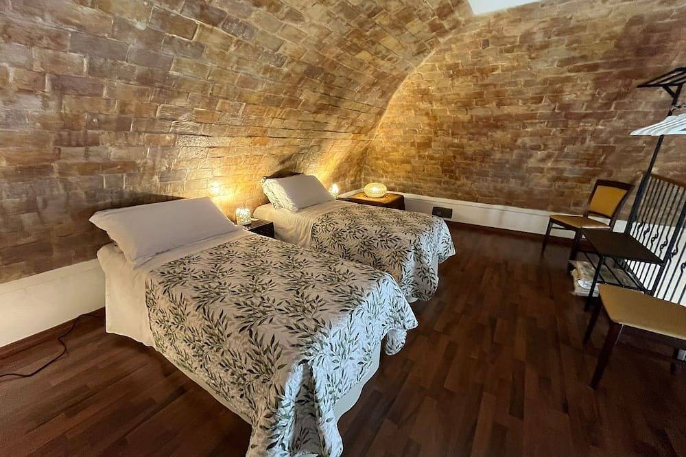 Apartamento entero, Al Duomo Historical House, Two Levels Room, in the heart of the Sassi of Matera in Sassi di Matera, Matera