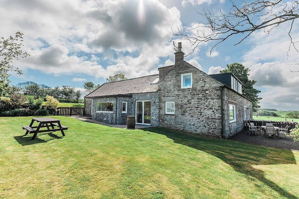 4 bedroom accommodation in Kirkcudbright in Kirkcudbright, Dumfries and Galloway