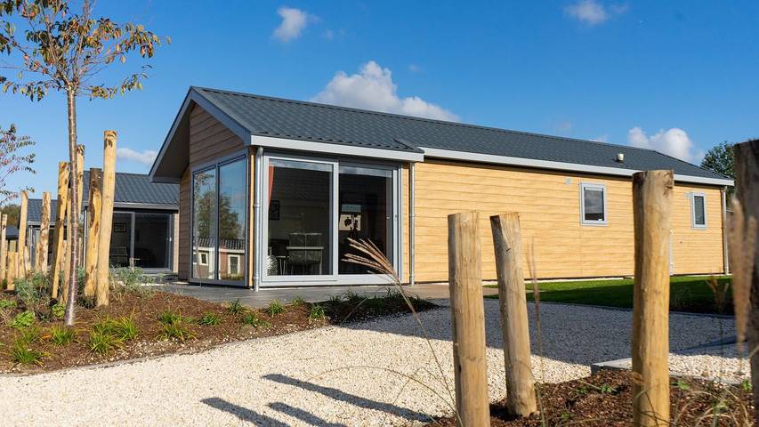 Ferienhaus für 7 Personen, mit Pool und Garten in Kaatsheuvel