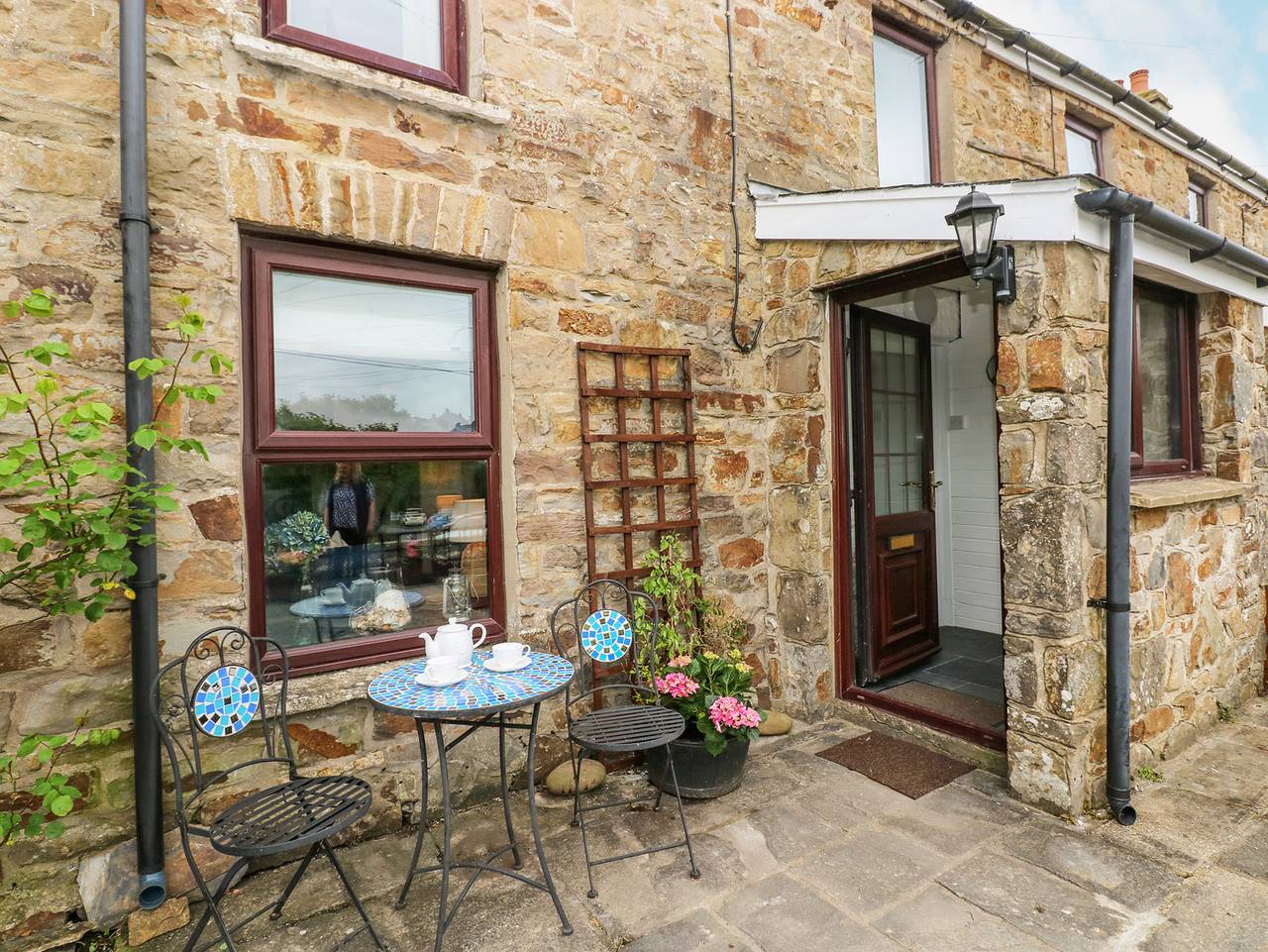 Dunnock Cottage in Broad Haven, Pembrokeshire