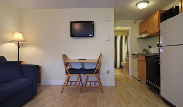 Ganzes Studio, Nautical Mile Resort in Wells (Maine), York County