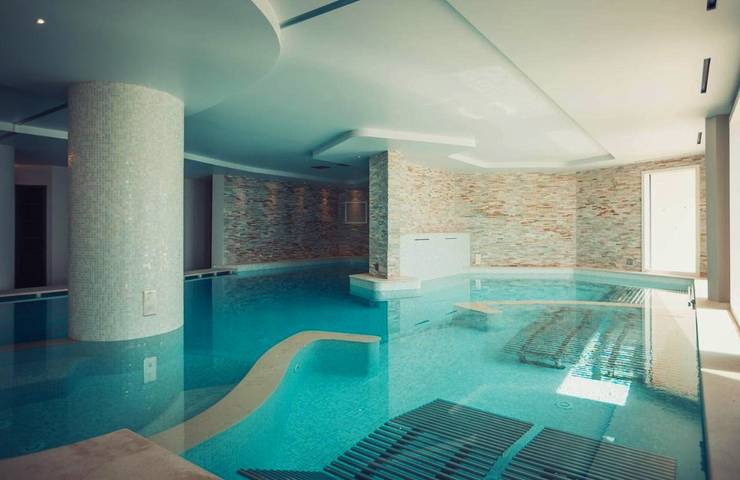 Hôtel pour 2 personnes, avec sauna et terrasse ainsi que jacuzzi et piscine, animaux acceptés