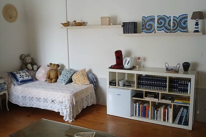 Location de vacances pour 3 personnes, avec jardin à Saint-Aulaye - 2