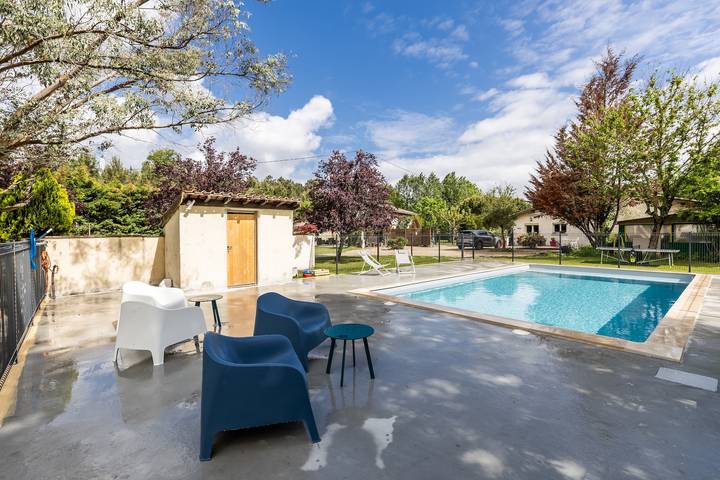 Location de vacances pour 4 personnes, avec Jardin