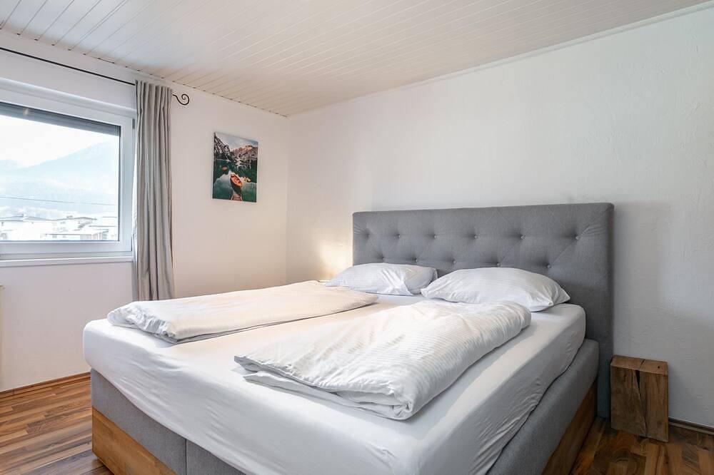 Ferienhaus mit Pool & Sauna in Tirol in Ebbs, Kaisergebirge