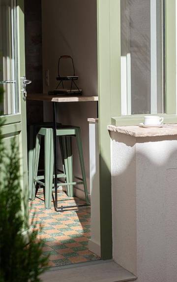Gîte pour 4 personnes, avec terrasse à Aramon