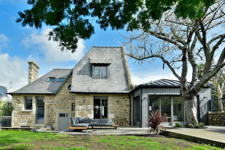 Ferienhaus für 10 Personen, mit Terrasse und Garten
