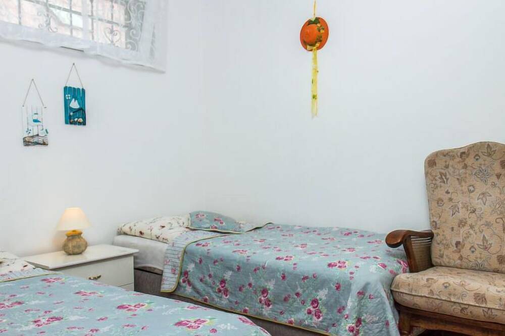 Ganze Wohnung, Twin back in Balatonboglar, Plattensee Südufer