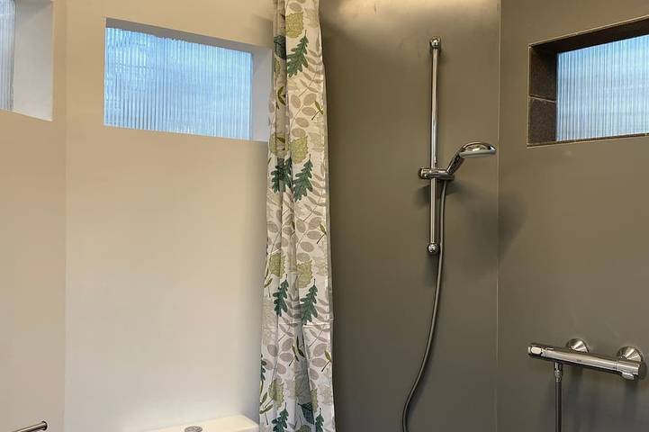 Location de vacances pour 3 personnes, avec sauna ainsi que jardin et jacuzzi à Bois-le-Roi - 3