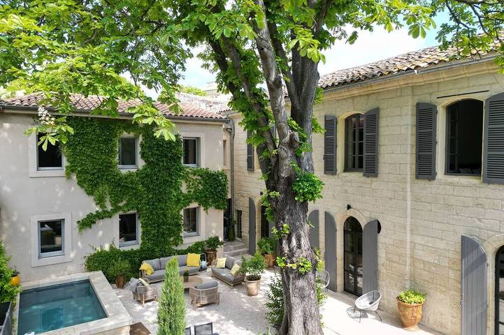 Maison de vacances pour 12 personnes, avec jardin à Uzès