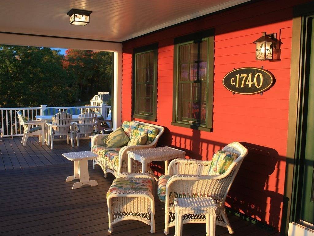Spektakuläres Haus und Cottage direkt am Meer - privater Strand und 925 'Uferpromenade. in Kittery, York County