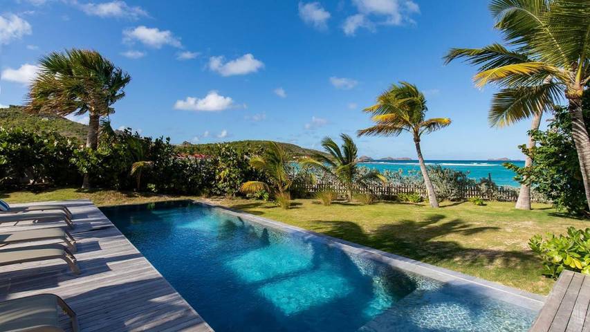 Location de vacances pour 8 personnes, avec piscine et jardin dans Plage Saint Jean