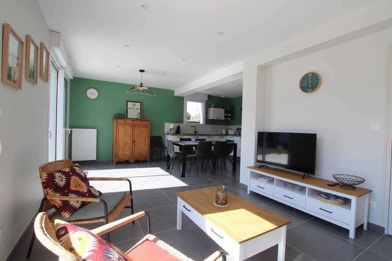 L'abri côtier in Saint-Jean-de-la-Rivière, Côte de la Déroute