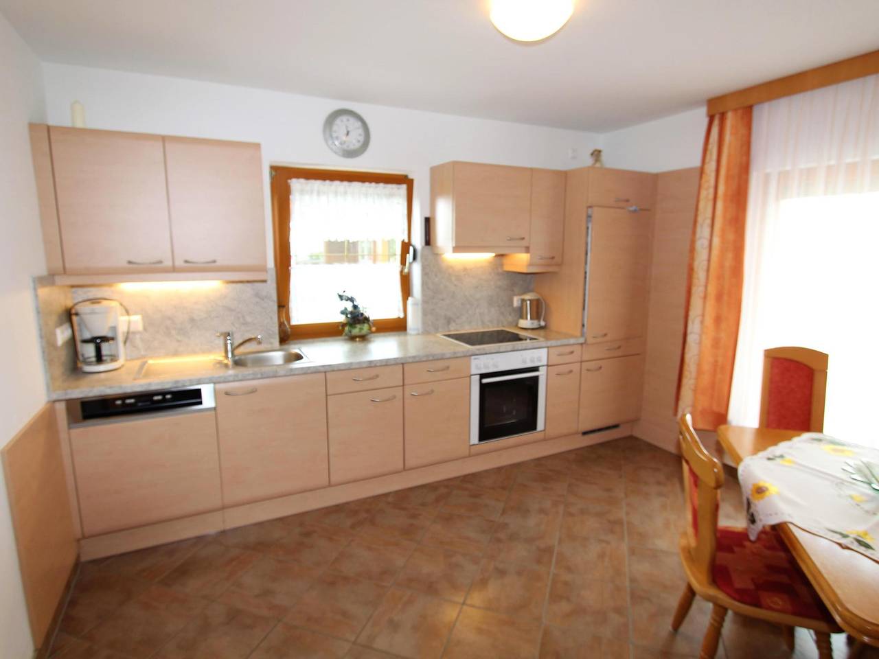 Ganze Wohnung, Gemütliches Apartment mit großem Garten und Pool in Liebenfels, Mittelkärnten