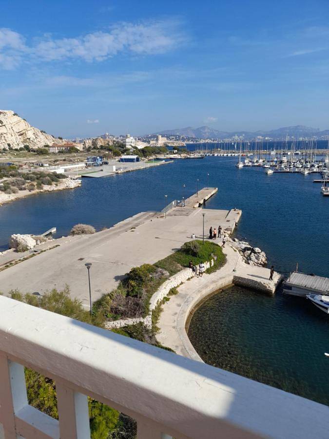 Gîte pour 2 personnes, avec vue et terrasse, animaux acceptés dans Iles Du Frioul - 2