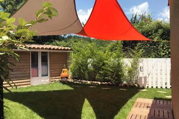 Gîte pour 2 personnes, avec jardin, animaux acceptés à Villelaure