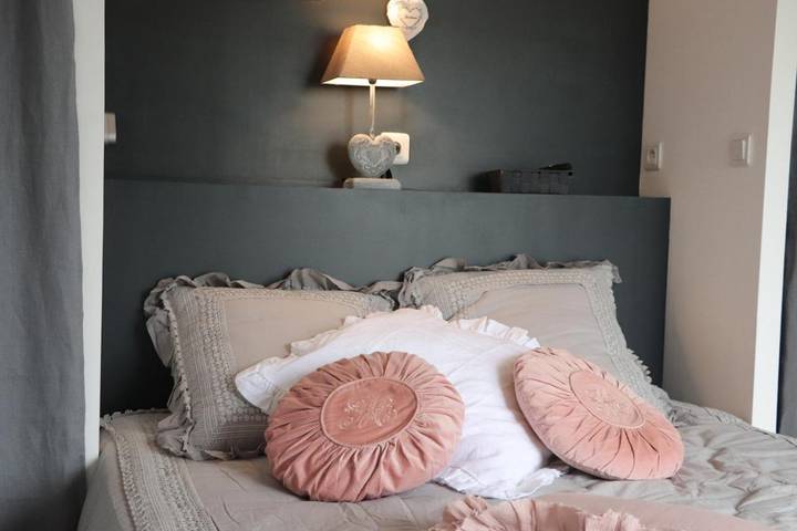 Gîte pour 2 personnes, avec jardin et vue à Mellac - 4