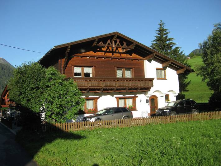 Ferienwohnung für 8 Personen, mit Garten in Pettneu am Arlberg