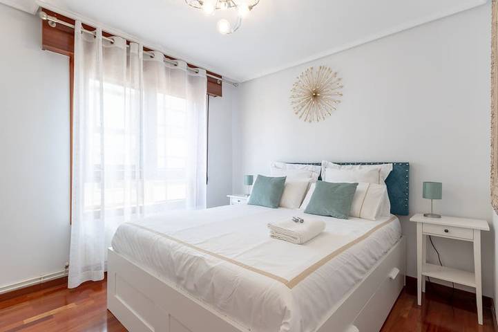 Appartement entier, Beautiful apartment for Bec, Bilbao Bbk Live and close to beaches in Barakaldo, Biscaye