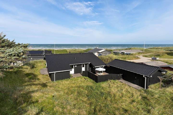 Ferienhaus mit Meerblick für 6 Personen, mit Terrasse in Grønhøj Strand