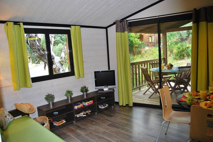 Gîte pour 4 personnes, avec piscine et sauna, animaux acceptés à Solliès-Toucas - 2