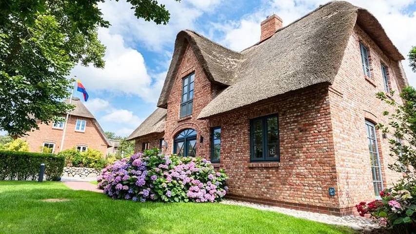 Ferienhaus für 7 Personen, mit Garten und Terrasse in Süderende