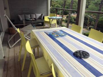 Gîte pour 13 personnes, avec terrasse et jardin dans Port de la Vigne