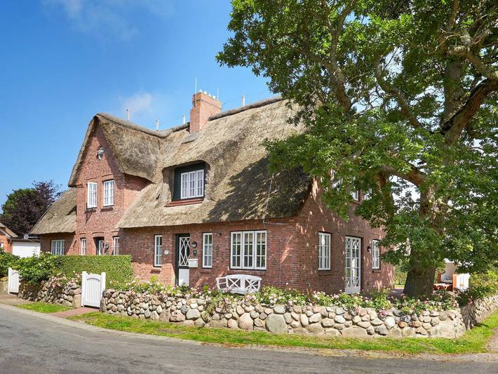 Ferienhaus für 6 Personen, mit Sauna und Garten sowie Terrasse in Utersum