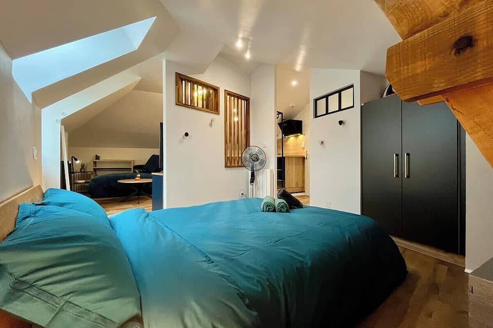 Appartement entier, Casa Lou Marine - T1 - Hyper Centre in Brive-la-Gaillarde, Région de Brive-la-Gaillarde
