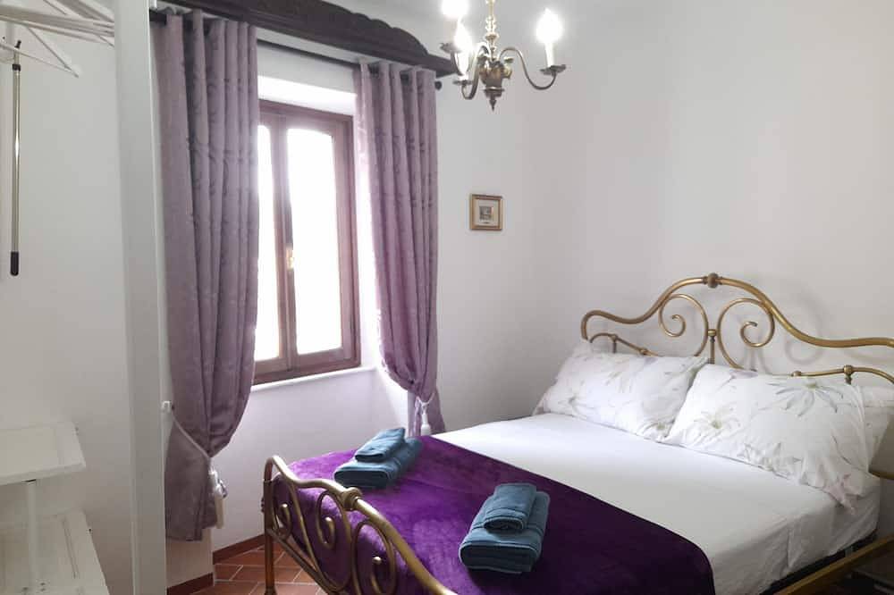 4 Bedroom Villa in Licciana Nardi in Licciana Nardi, Val di Magra