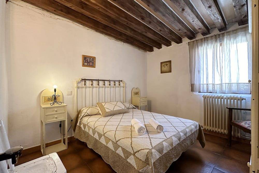 Palacio de Velamazán in Velamazán, Provincia de Soria