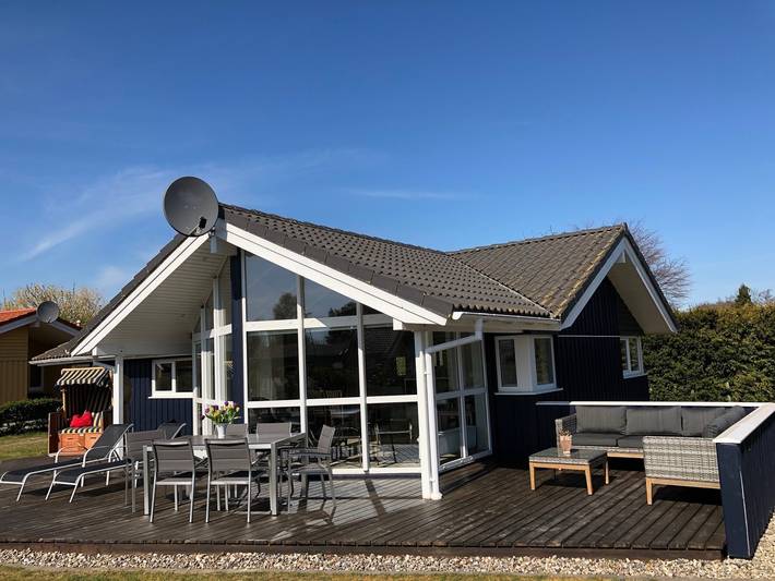 Ferienhaus für 10 Personen, mit Terrasse und Garten sowie Sauna, mit Haustier in Grömitz