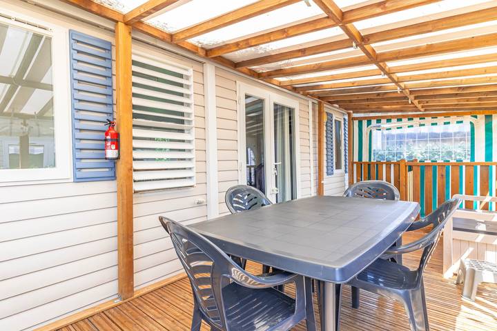Mobil home pour 8 personnes, avec jardin et bassin pour enfant, animaux acceptés à Saint-Georges-d'Oléron - 2