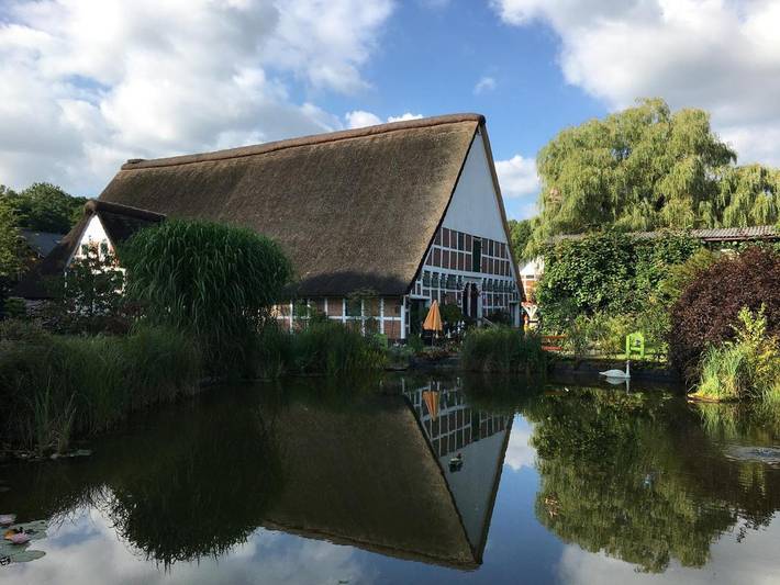 Ferienhaus für 2 Personen, mit Balkon und Terrasse sowie Garten und Ausblick in Cadenberge