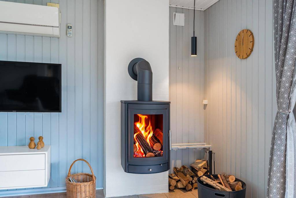 Gepflegtes Ferienhaus in Henneby – 1 Hund erlaubt in Henne, Filsø See