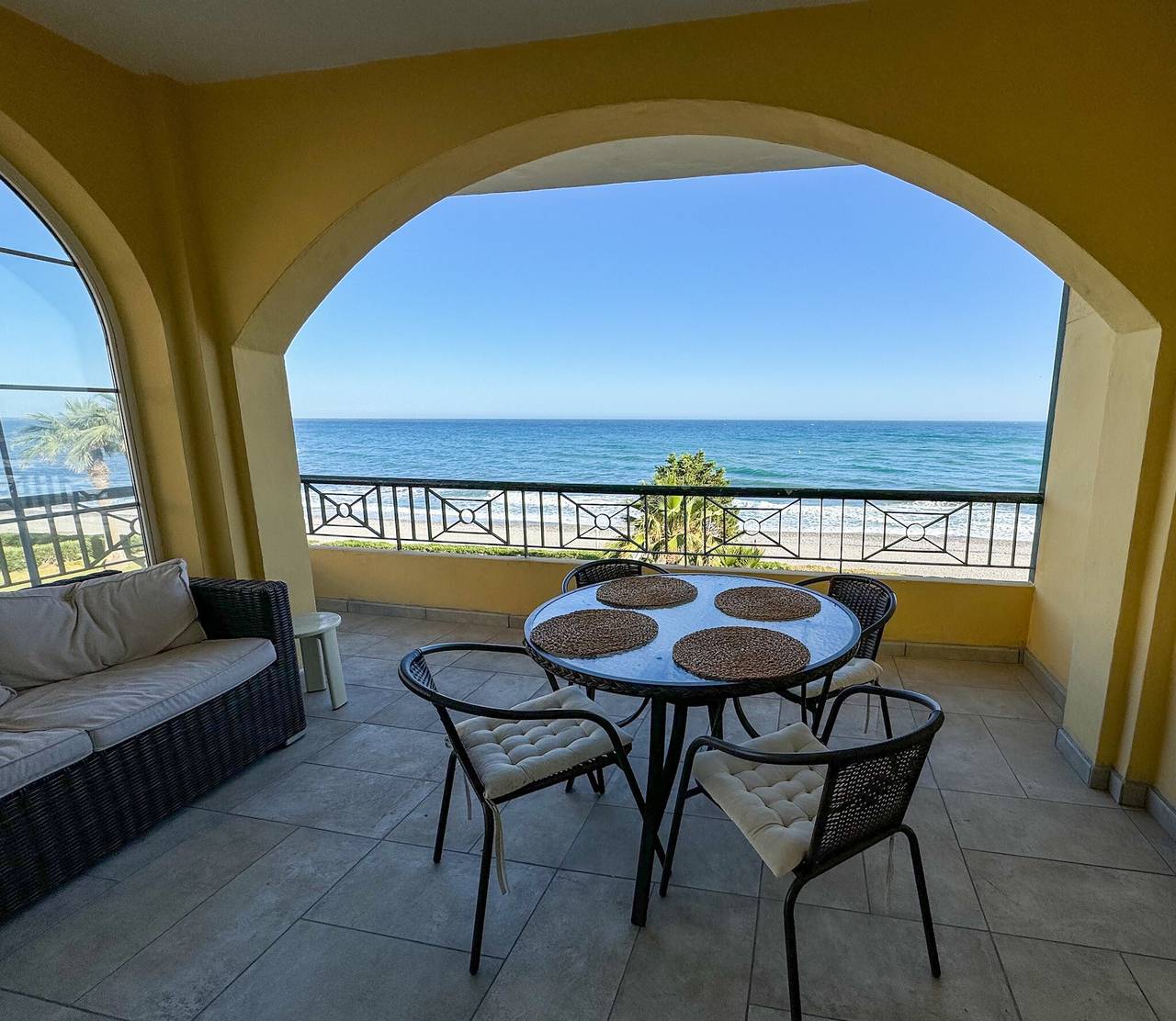 Ganze Wohnung, Ferienwohnung 'Seaview Peñoncillo' mit Meerblick, Wlan und Klimaanlage in Torrox Costa, Torrox