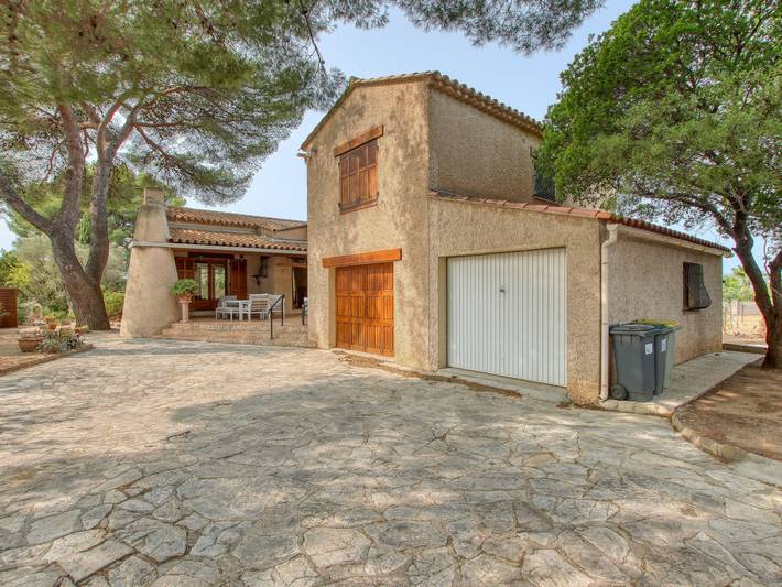 Ferienhaus für 6 Personen, mit Terrasse und Garten an der Côte d'Azur - 2