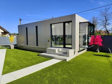 Cottage pour 4 personnes, avec jacuzzi dans Chambeire