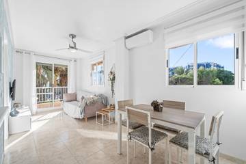 Apartment for 5 People in Punta Prima (Alicante), Torrevieja, Photo 3