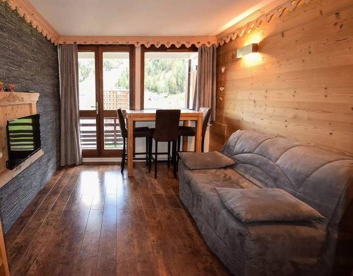 Chalet for 2 people, with view in La Plagne